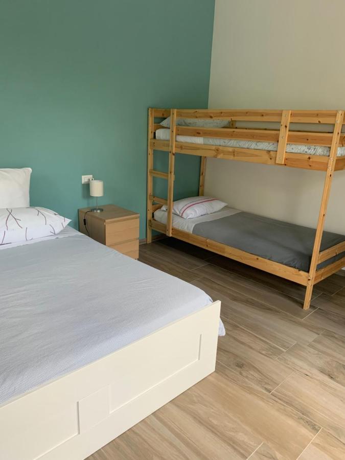 Caroline Home Anzano Del Parco Kültér fotó